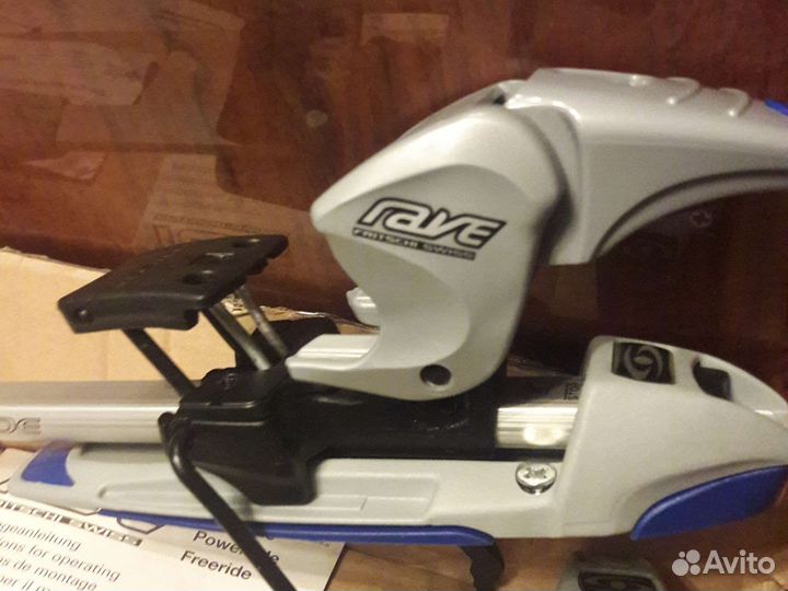 Горнолыжные крепления фрирайд швейцария L