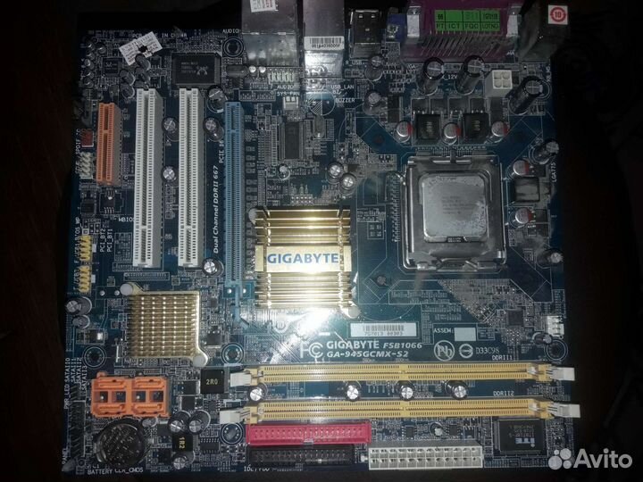 Материнская плата