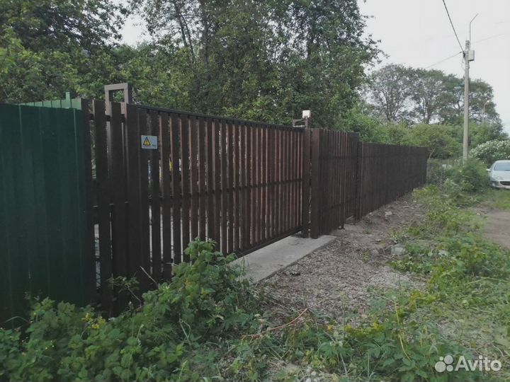 Откатные ворота с калиткой