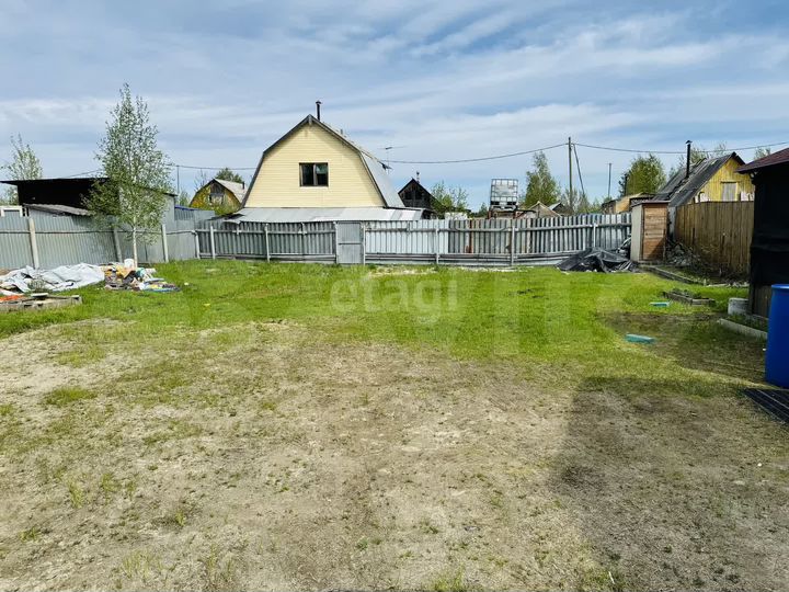 Дача 20 м² на участке 5 сот.