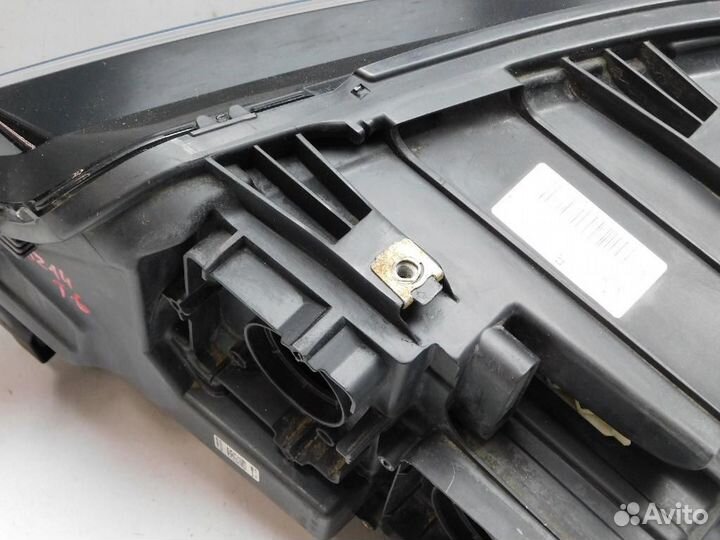 Фара правая Volkswagen California/Caravelle/Multiv