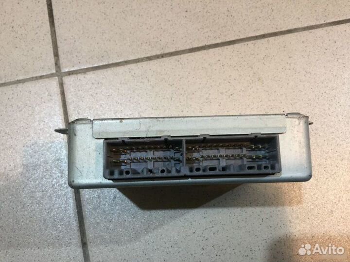 Блок электронный Mitsubishi Pajero V1 1991-1996