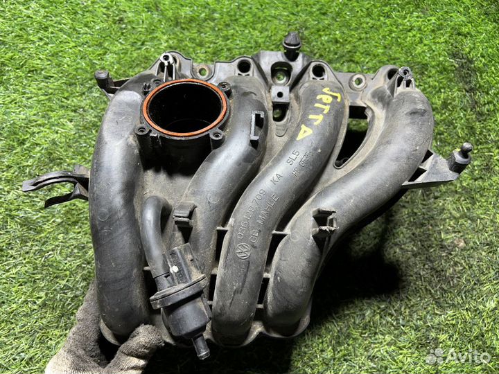 Коллектор впускной Volkswagen Polo