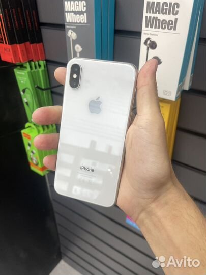 iPhone X, 64 ГБ