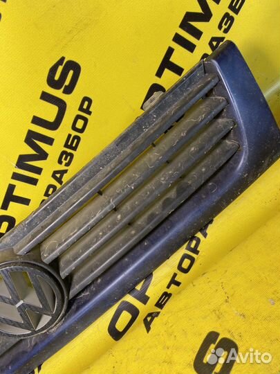 Решетка радиатора Volkswagen Polo 3