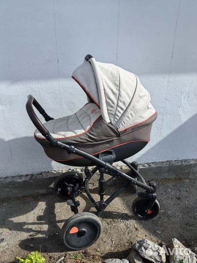 Коляска zippy 3 в 1