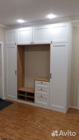 Гардеробные, шкафы, кухни