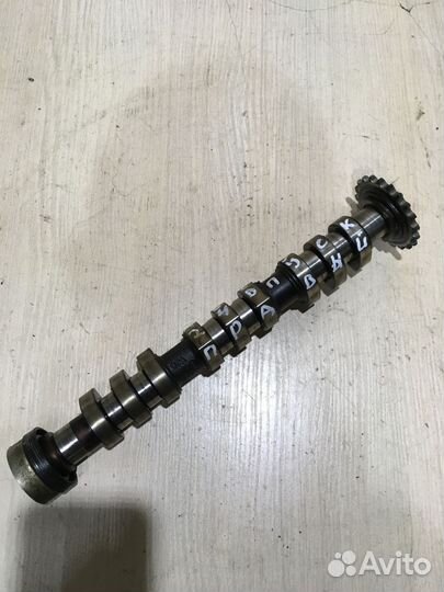 Распредвал впускной правый Ауди A6 C5 2.8 AMX