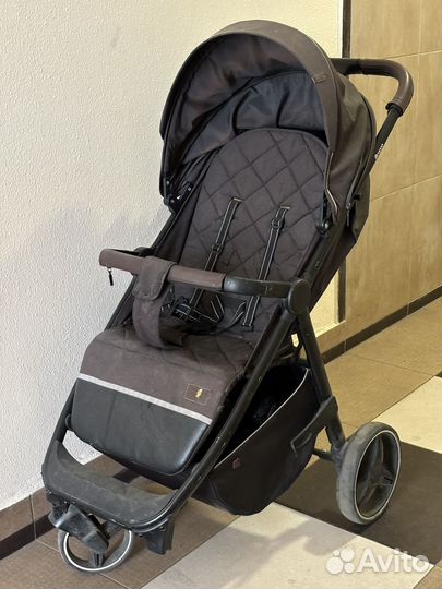 Прогулочная коляска carello bravo