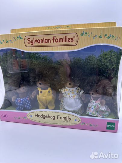 4018 Sylvanian Families Семья ёжиков