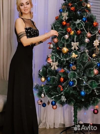 Вечернее платье