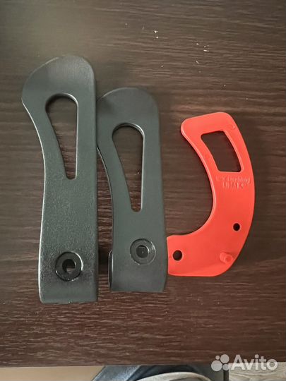 Фиксатор рамы коляски