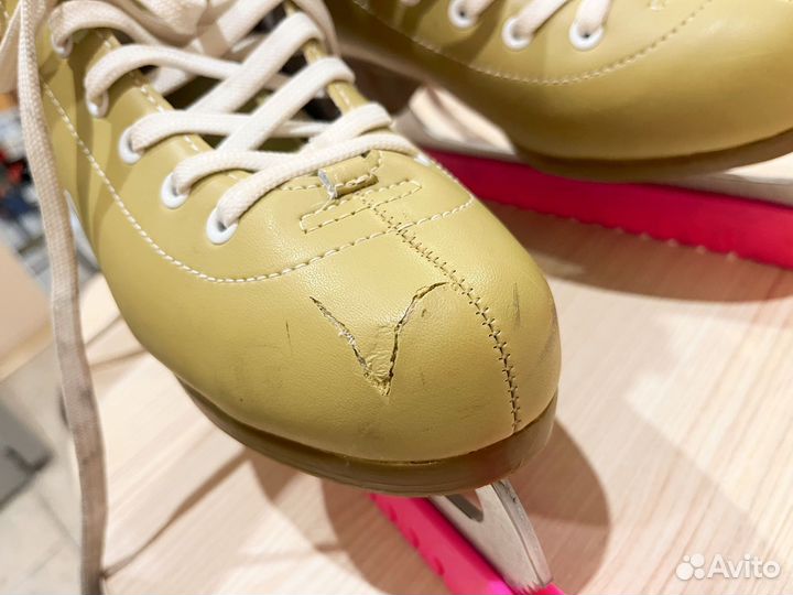 Коньки фигурные 38 размер