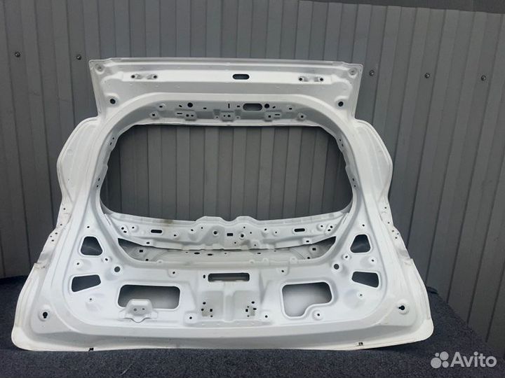 Крышка багажника задняя Haval F7 GW4B15 2018-2023