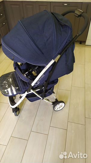 Детская прогулочная легкая коляска бу