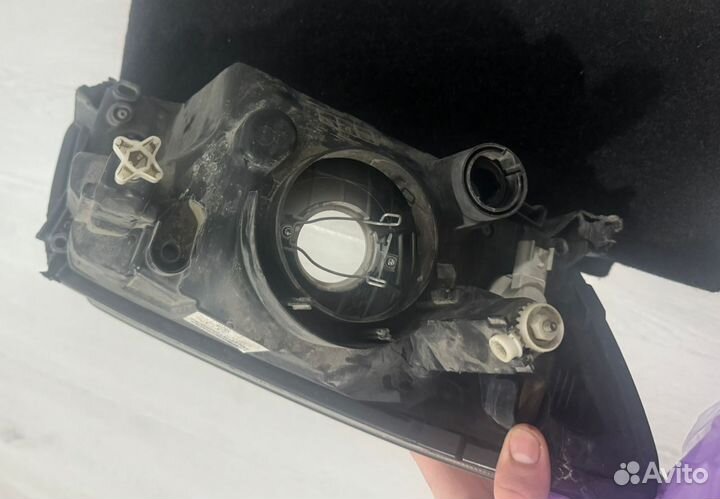 Передняя левая фара гранта 2014