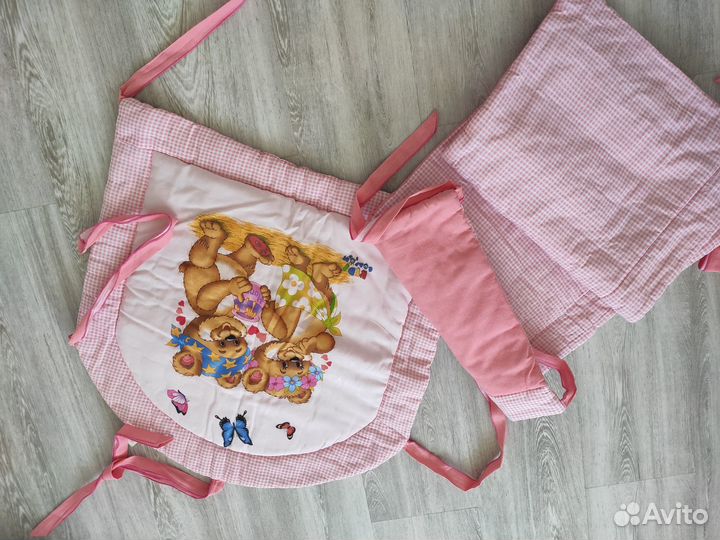 Бортики в детскую кроватку