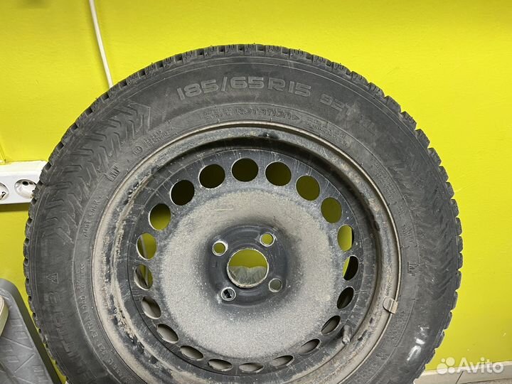 Nokian Tyres All Weather+ 195/80 R15