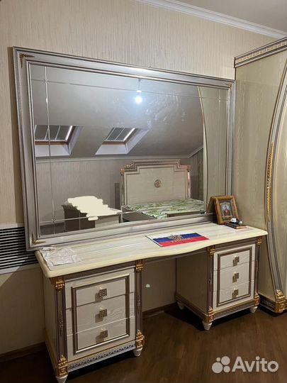 Кровать двухспальная 180 200 из массива