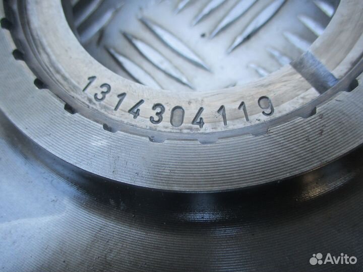 Шестерня задней передачи ZF 1328304061