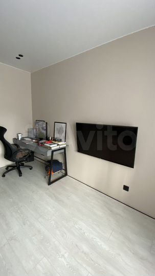 1-к. квартира, 43 м², 2/6 эт.