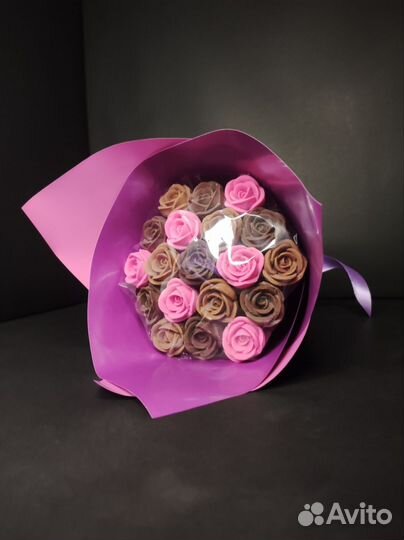 Розы из Натурального Шоколада - 19 шт в Букете