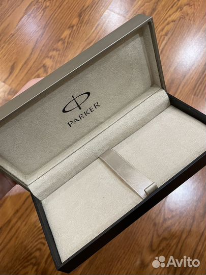 Коробка подарочная Parker