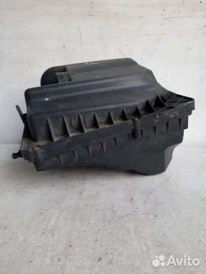 Корпус воздушного фильтра Opel Astra хэтчбэк 3 дв
