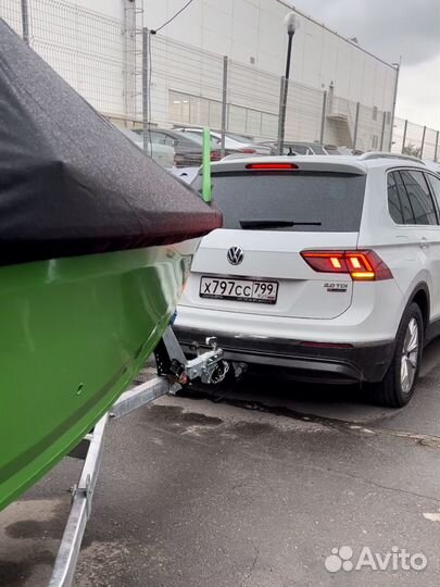 Перевозка лодок и катеров / Буксировка прицепов