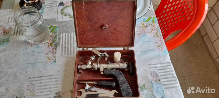 Иньектор механический безыгольный би-7