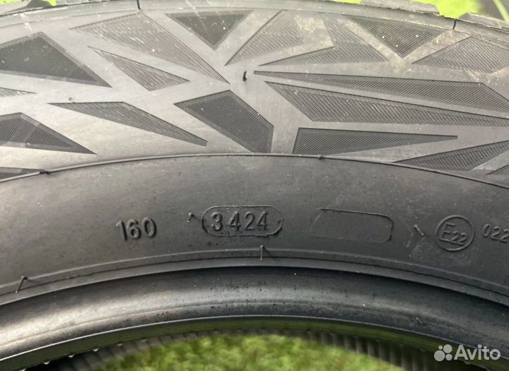 Ikon Tyres Autograph Ice 9 265/50 R20