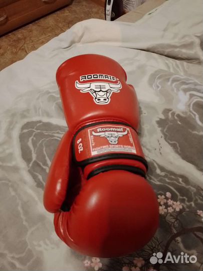 Боксерские перчатки