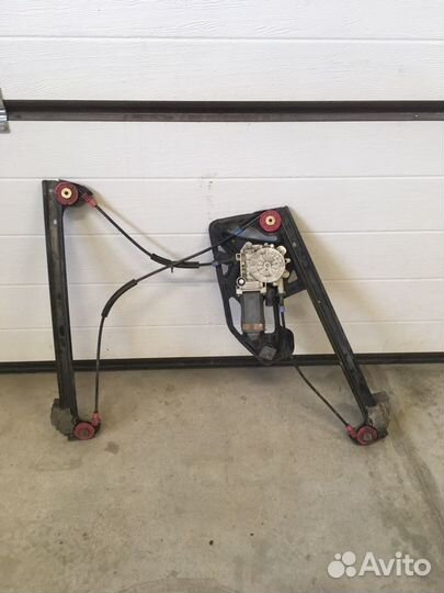 Передний стеклоподъемник bmw e38