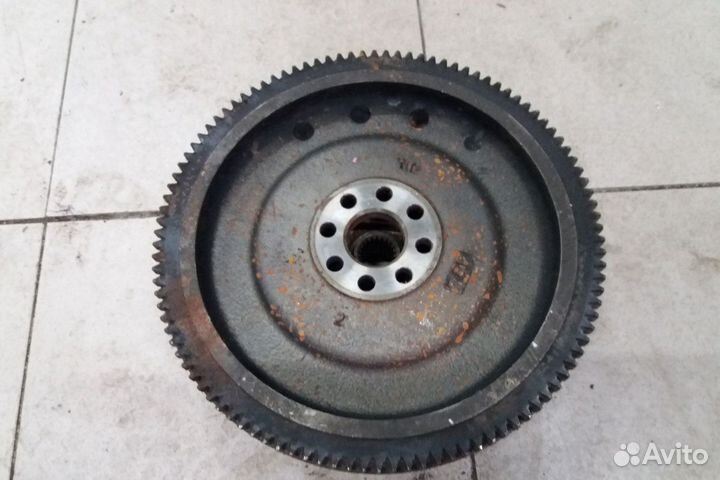 Маховик Toyota Auris 1.6