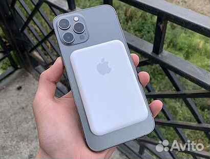 Павербанк apple
