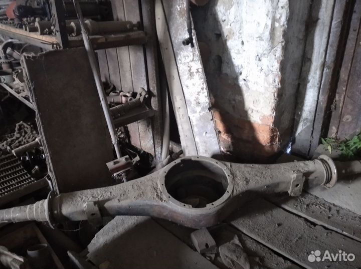 Передняя балка