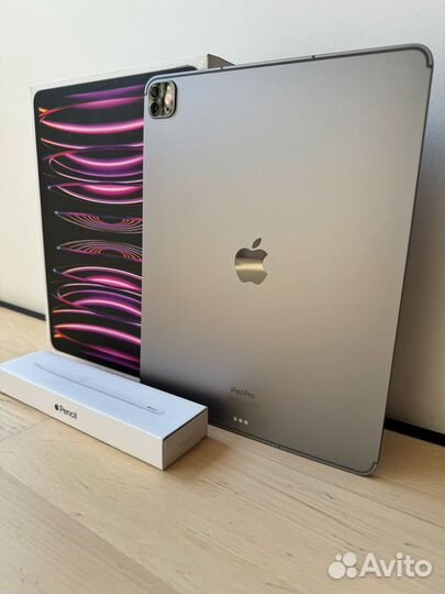 iPad pro 12.9 m2 2022 128gb Wi-Fi + Cellular