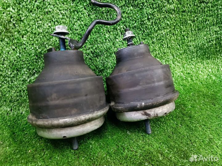 Подушки двигателя Пассат Б5 1,9 Дизель