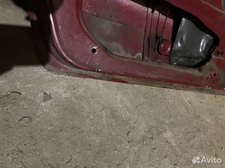 Дверь левая задняя ваз 2105-07