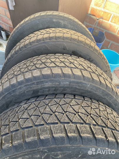 Bridgestone Blizzak DM-V2 235/65 R18