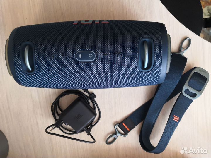 Портативная колонка jbl extreme 3
