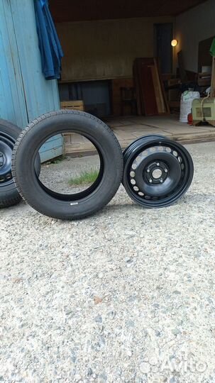 R15 Dunlop SP Sport 200 195/65, PCD 5x112 DIA 56.7