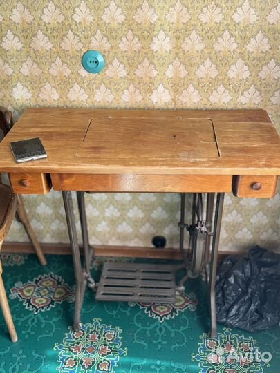 Станина от швейной машинки