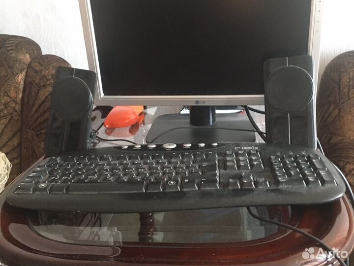 Монитор для компьютер19 дюймов