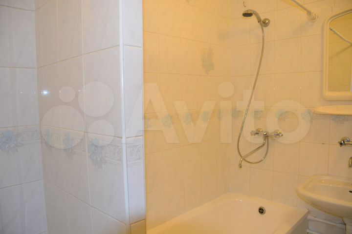 1-к. квартира, 48 м², 8/10 эт.