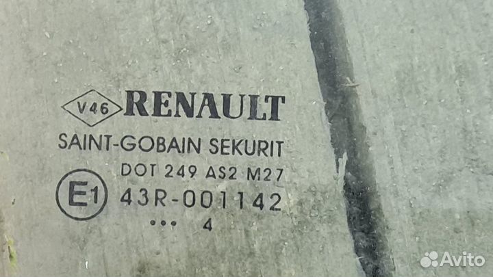 Стекло задней Правой двери Меган 2