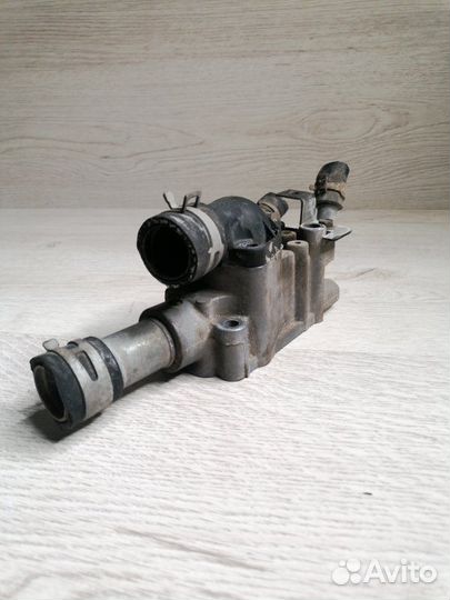 Термостат Nissan Primera P12 1.8 QG18DE 2004