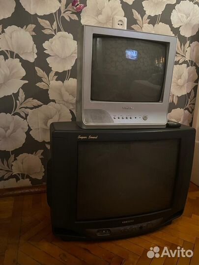 Телевизор samsung
