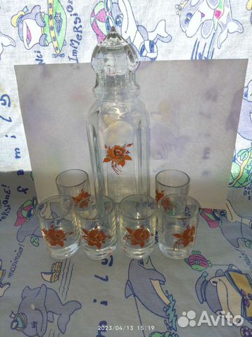 Графин с рюмками
