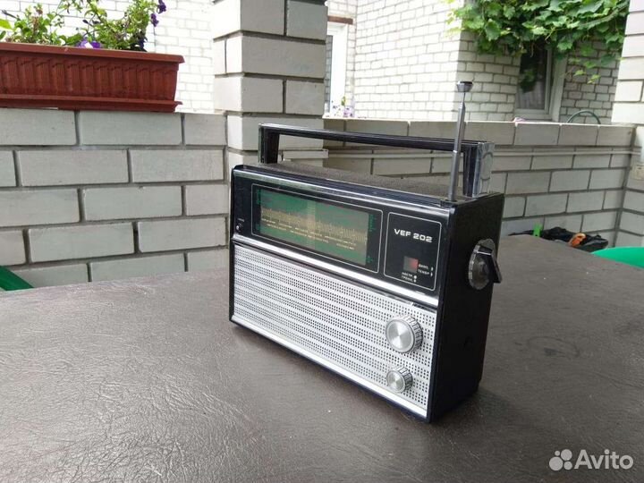 Радиоприемник вэф 202